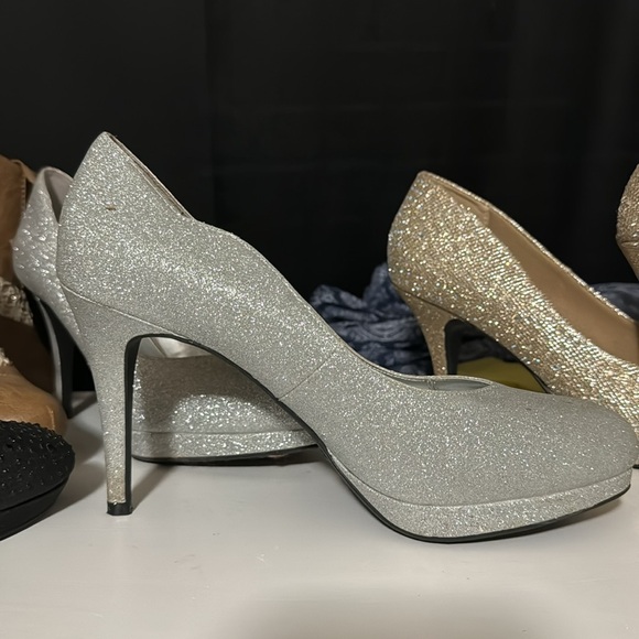 These heels are ....beautiful and fun to walk in.  Definitely a head turner. - Picture 7 of 7